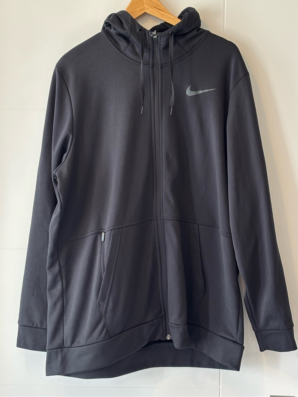 Nike Black Full-Zip Hooded Jacket with Swoosh